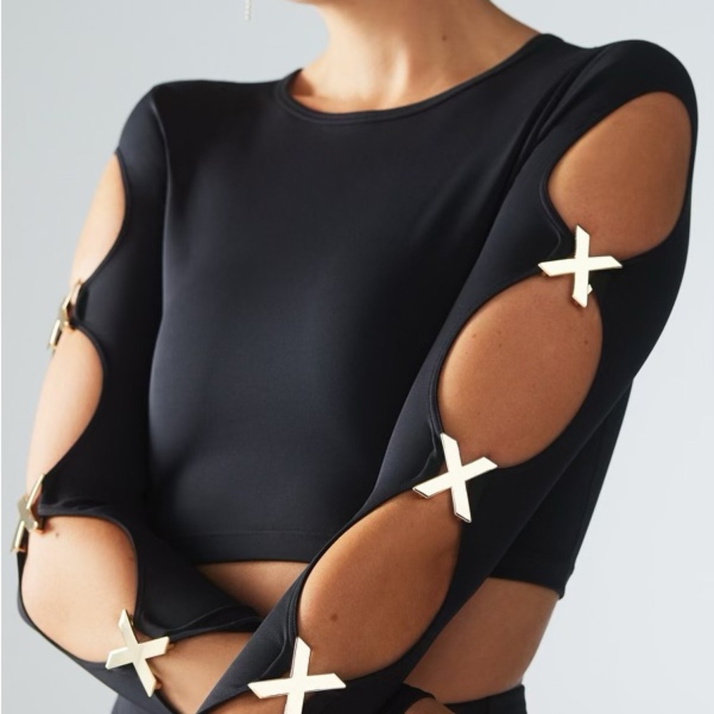 $85 FENTY X SAVAGE CROP TOP SIZE SMALL